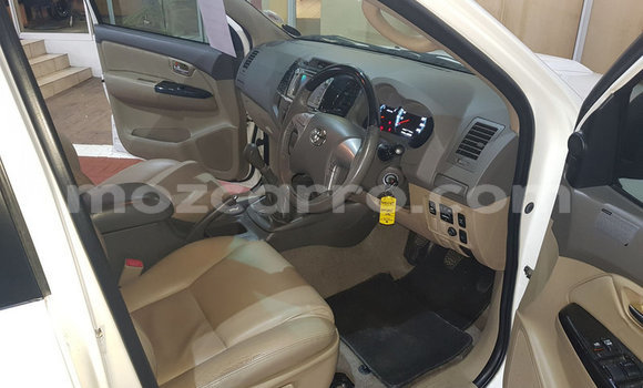 Buy Used Toyota Fortuner White Car in Maputo in Maputo Buy Used Toyota Fortuner White Car in Maputo in Maputo