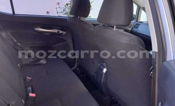 Comprar Usado Toyota Auris Azul Carro em Maputo em Maputo Comprar Usado Toyota Auris Azul Carro em Maputo em Maputo