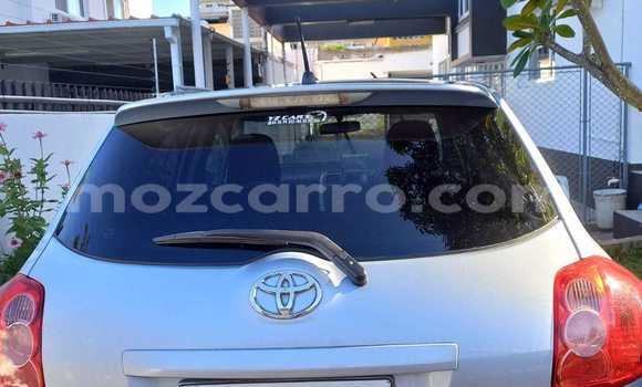 Comprar Usado Toyota Auris Azul Carro em Maputo em Maputo Comprar Usado Toyota Auris Azul Carro em Maputo em Maputo