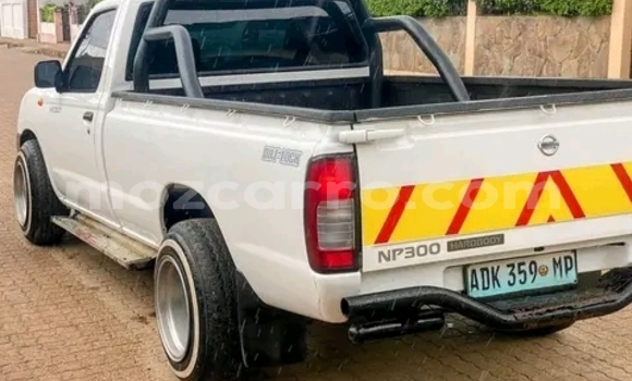 Buy Used Nissan Hardbody White Car in Maputo in Maputo Buy Used Nissan Hardbody White Car in Maputo in Maputo