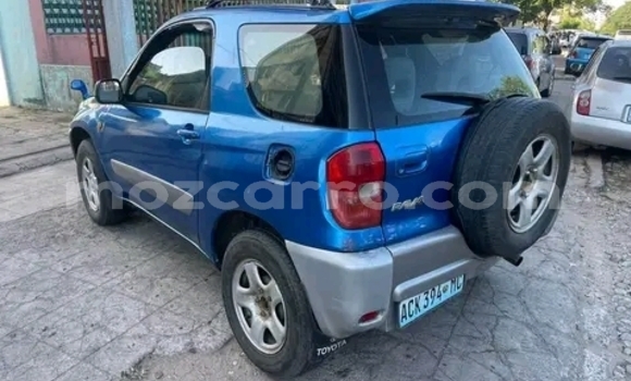 Nunua Ilio tumika Toyota RAV4 Bluu Gari ndani ya Maputo nchini Maputo Nunua Ilio tumika Toyota RAV4 Bluu Gari ndani ya Maputo nchini Maputo