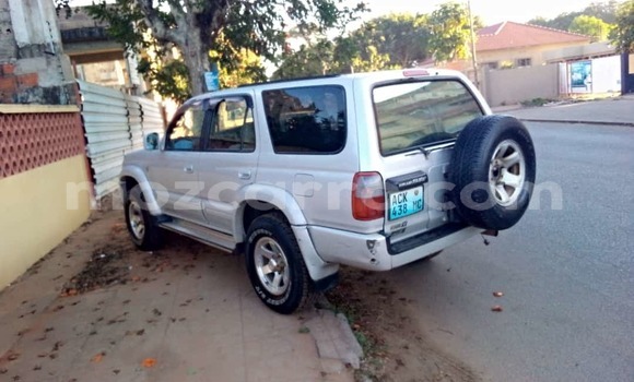 Nunua Ilio tumika Toyota Hilux Surf Beige Gari ndani ya Maputo nchini Maputo Nunua Ilio tumika Toyota Hilux Surf Beige Gari ndani ya Maputo nchini Maputo