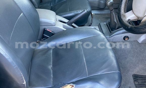 Nunua Ilio tumika Isuzu KB Bluu Gari ndani ya Maputo nchini Maputo Nunua Ilio tumika Isuzu KB Bluu Gari ndani ya Maputo nchini Maputo