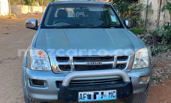 Nunua Ilio tumika Isuzu KB Bluu Gari ndani ya Maputo nchini Maputo Nunua Ilio tumika Isuzu KB Bluu Gari ndani ya Maputo nchini Maputo