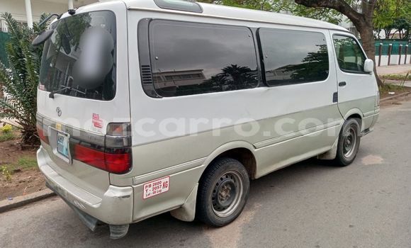 Tenga Tsaru Toyota Hiace Bhuruu Mota in Maputo in Maputo Tenga Tsaru Toyota Hiace Bhuruu Mota in Maputo in Maputo