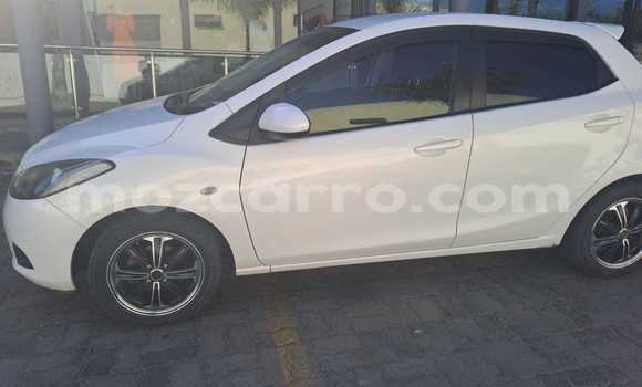 Comprar Usado Mazda Demio Branco Carro em Maputo em Maputo Comprar Usado Mazda Demio Branco Carro em Maputo em Maputo