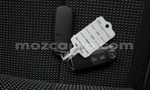 Nunua Ilio tumika Mazda Demio Nyeupe Gari ndani ya Maputo nchini Maputo Nunua Ilio tumika Mazda Demio Nyeupe Gari ndani ya Maputo nchini Maputo