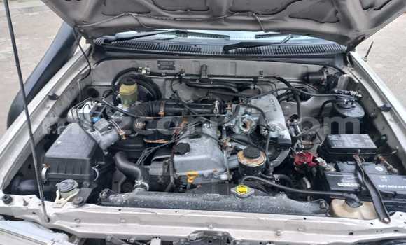 Comprar Usado Toyota Surf Prata Carro em Maputo em Maputo Comprar Usado Toyota Surf Prata Carro em Maputo em Maputo