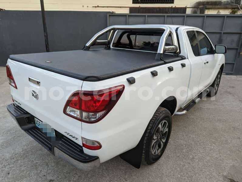 Big with watermark mazda bt 50 maputo maputo 15934