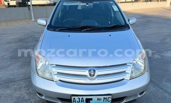 Comprar Usado Toyota IST Prata Carro em Maputo em Maputo