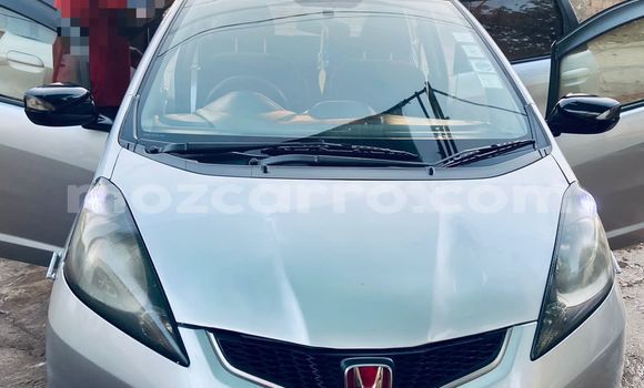 Buy Used Honda Fit Silver Car in Maputo in Maputo Buy Used Honda Fit Silver Car in Maputo in Maputo