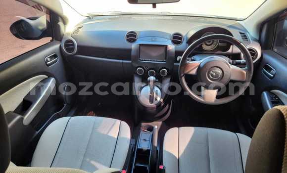 Nunua Ilio tumika Mazda Demio Bluu Gari ndani ya Maputo nchini Maputo Nunua Ilio tumika Mazda Demio Bluu Gari ndani ya Maputo nchini Maputo