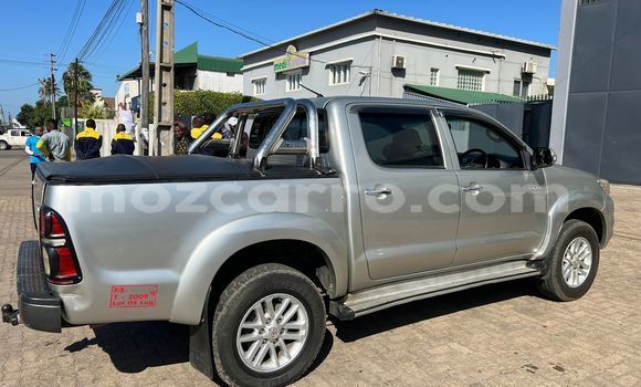 Nunua Ilio tumika Toyota Hilux Nyingine Gari ndani ya Maputo nchini Maputo Nunua Ilio tumika Toyota Hilux Nyingine Gari ndani ya Maputo nchini Maputo
