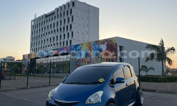 Nunua Ilio tumika Toyota Ractis Bluu Gari ndani ya Maputo nchini Maputo Nunua Ilio tumika Toyota Ractis Bluu Gari ndani ya Maputo nchini Maputo