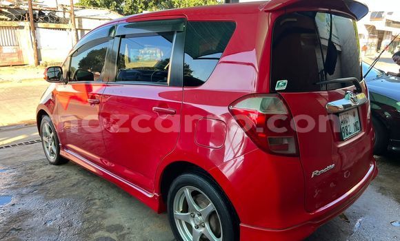 Tenga Tsaru Toyota Ractis Tsvuku Mota in Maputo in Maputo Tenga Tsaru Toyota Ractis Tsvuku Mota in Maputo in Maputo