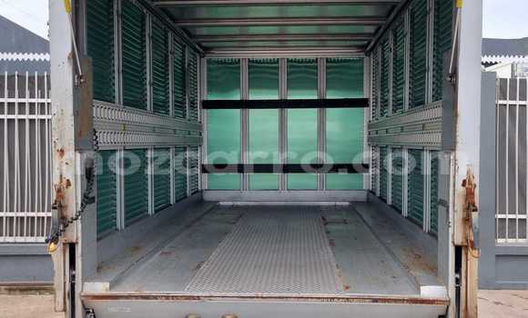 Nunua Ilio tumika Toyota Dyna Nyeupe Gari ndani ya Maputo nchini Maputo Nunua Ilio tumika Toyota Dyna Nyeupe Gari ndani ya Maputo nchini Maputo