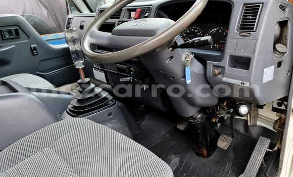 Nunua Ilio tumika Toyota Dyna Nyingine Lori ndani ya Maputo nchini Maputo Nunua Ilio tumika Toyota Dyna Nyingine Lori ndani ya Maputo nchini Maputo