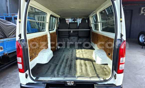 Nunua Ilio tumika Toyota RegiusAce Nyeupe Gari ndani ya Maputo nchini Maputo Nunua Ilio tumika Toyota RegiusAce Nyeupe Gari ndani ya Maputo nchini Maputo