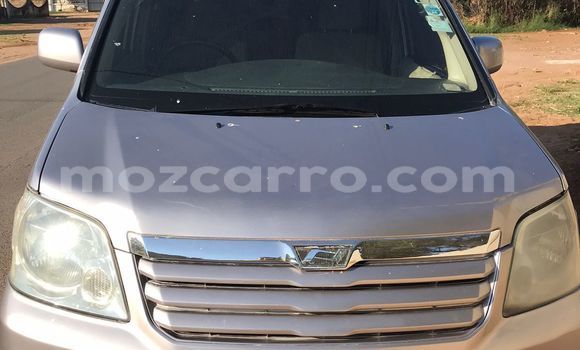 Tenga Tsaru Toyota Noah Bhurawuni Mota in Maputo in Maputo Tenga Tsaru Toyota Noah Bhurawuni Mota in Maputo in Maputo