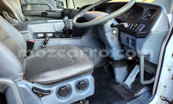 Buy Used Mitsubishi L400 White Truck in Maputo in Maputo Buy Used Mitsubishi L400 White Truck in Maputo in Maputo