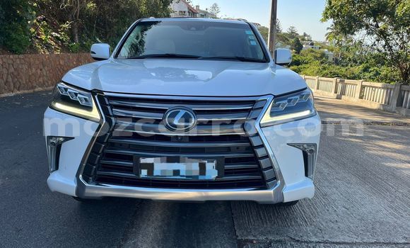 Buy Used Lexus LX 570 White Car in Maputo in Maputo Buy Used Lexus LX 570 White Car in Maputo in Maputo