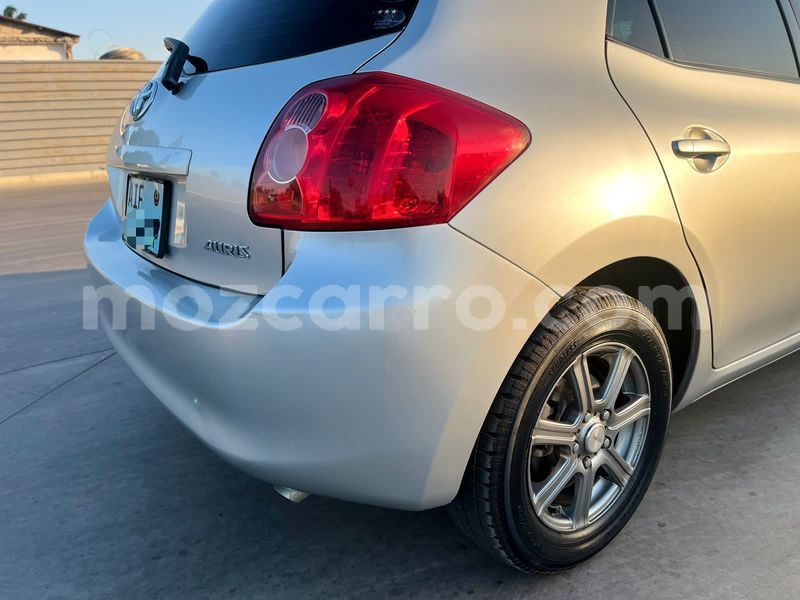 Big with watermark toyota auris maputo maputo 16017