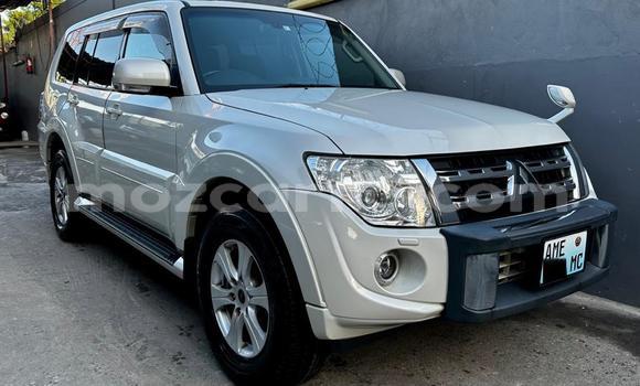 Comprar Usado Mitsubishi Pajero Branco Carro em Maputo em Maputo