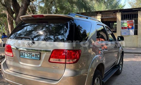 Buy Used Toyota Fortuner Brown Car in Maputo in Maputo Buy Used Toyota Fortuner Brown Car in Maputo in Maputo