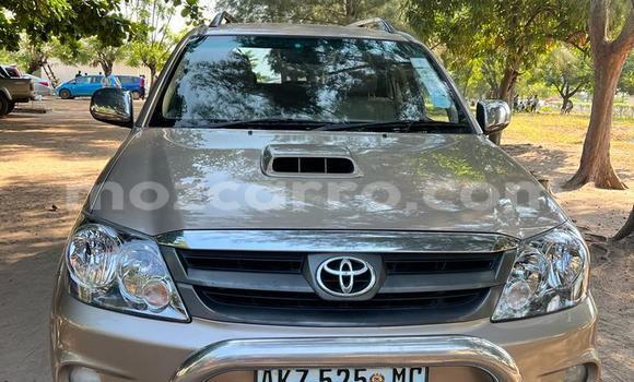 Buy Used Toyota Fortuner Brown Car in Maputo in Maputo Buy Used Toyota Fortuner Brown Car in Maputo in Maputo