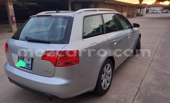 Comprar Usado Audi A4 Prata Carro em Maputo em Maputo Comprar Usado Audi A4 Prata Carro em Maputo em Maputo