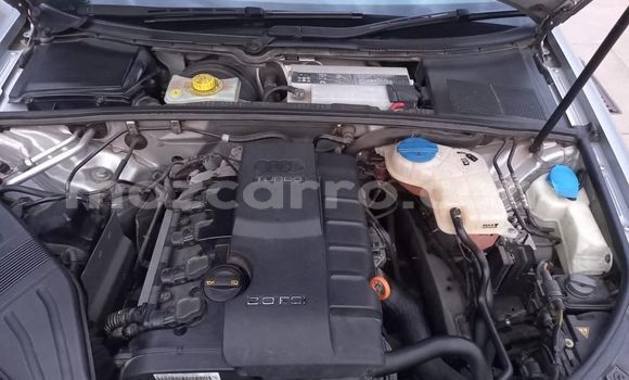 Comprar Usado Audi A4 Prata Carro em Maputo em Maputo Comprar Usado Audi A4 Prata Carro em Maputo em Maputo