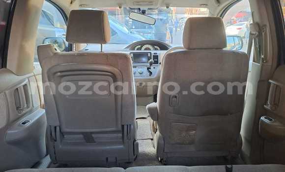 Nunua Ilio tumika Toyota RAV4 Bluu Gari ndani ya Maputo nchini Maputo Nunua Ilio tumika Toyota RAV4 Bluu Gari ndani ya Maputo nchini Maputo