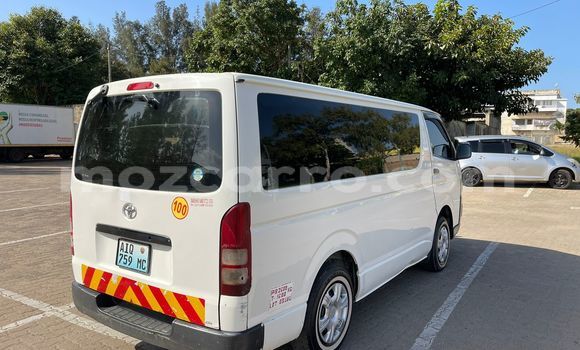 Comprar Usado Toyota Hiace Branco Carro em Maputo em Maputo Comprar Usado Toyota Hiace Branco Carro em Maputo em Maputo