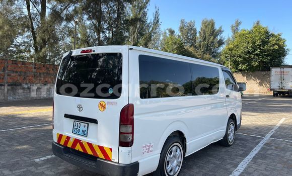 Comprar Usado Toyota Hiace Branco Carro em Maputo em Maputo Comprar Usado Toyota Hiace Branco Carro em Maputo em Maputo