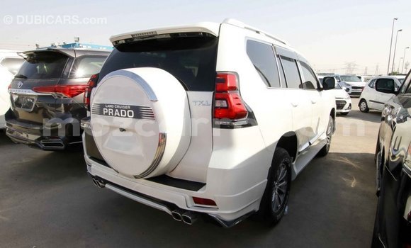 Comprar Importar Toyota Prado Branco Carro em Import - Dubai em Cabo Delgado Comprar Importar Toyota Prado Branco Carro em Import - Dubai em Cabo Delgado