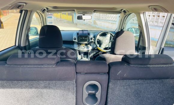 Buy Used Toyota RAV4 White Car in Maputo in Maputo Buy Used Toyota RAV4 White Car in Maputo in Maputo