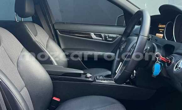 Nunua Ilio tumika Mercedes-Benz C-Classe Nyeupe Gari ndani ya Maputo nchini Maputo Nunua Ilio tumika Mercedes-Benz C-Classe Nyeupe Gari ndani ya Maputo nchini Maputo