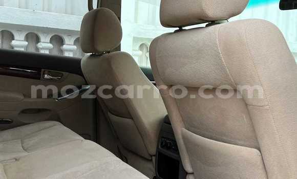 Nunua Ilio tumika Toyota Land Cruiser Prado Nyeupe Gari ndani ya Maputo nchini Maputo Nunua Ilio tumika Toyota Land Cruiser Prado Nyeupe Gari ndani ya Maputo nchini Maputo