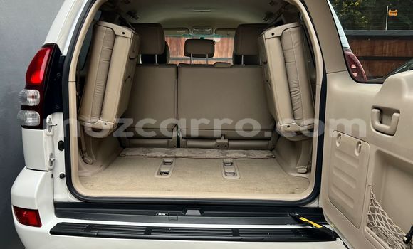 Nunua Ilio tumika Toyota Land Cruiser Prado Nyeupe Gari ndani ya Maputo nchini Maputo Nunua Ilio tumika Toyota Land Cruiser Prado Nyeupe Gari ndani ya Maputo nchini Maputo