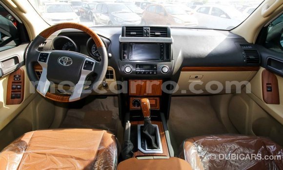 Comprar Importar Toyota Prado Branco Carro em Import - Dubai em Cabo Delgado Comprar Importar Toyota Prado Branco Carro em Import - Dubai em Cabo Delgado