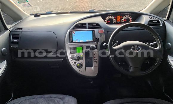 Comprar Usado Toyota Ractis Branco Carro em Maputo em Maputo Comprar Usado Toyota Ractis Branco Carro em Maputo em Maputo