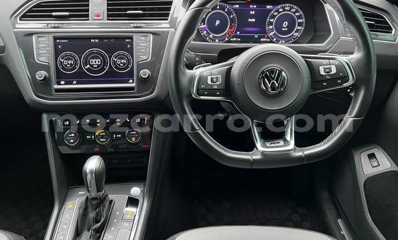 Nunua Ilio tumika Volkswagen Tiguan Nyeusi Gari ndani ya Maputo nchini Maputo Nunua Ilio tumika Volkswagen Tiguan Nyeusi Gari ndani ya Maputo nchini Maputo
