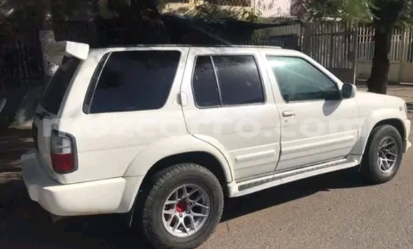 Nunua Ilio tumika Nissan Terrano Regulus Nyeupe Gari ndani ya Maputo nchini Maputo Nunua Ilio tumika Nissan Terrano Regulus Nyeupe Gari ndani ya Maputo nchini Maputo