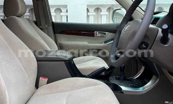 Nunua Ilio tumika Toyota Land Cruiser Prado Nyeupe Gari ndani ya Maputo nchini Maputo Nunua Ilio tumika Toyota Land Cruiser Prado Nyeupe Gari ndani ya Maputo nchini Maputo
