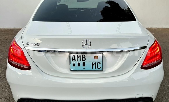 Nunua Ilio tumika MercedesโBenz C-Class Nyeupe Gari ndani ya Maputo nchini Maputo Nunua Ilio tumika MercedesโBenz C-Class Nyeupe Gari ndani ya Maputo nchini Maputo