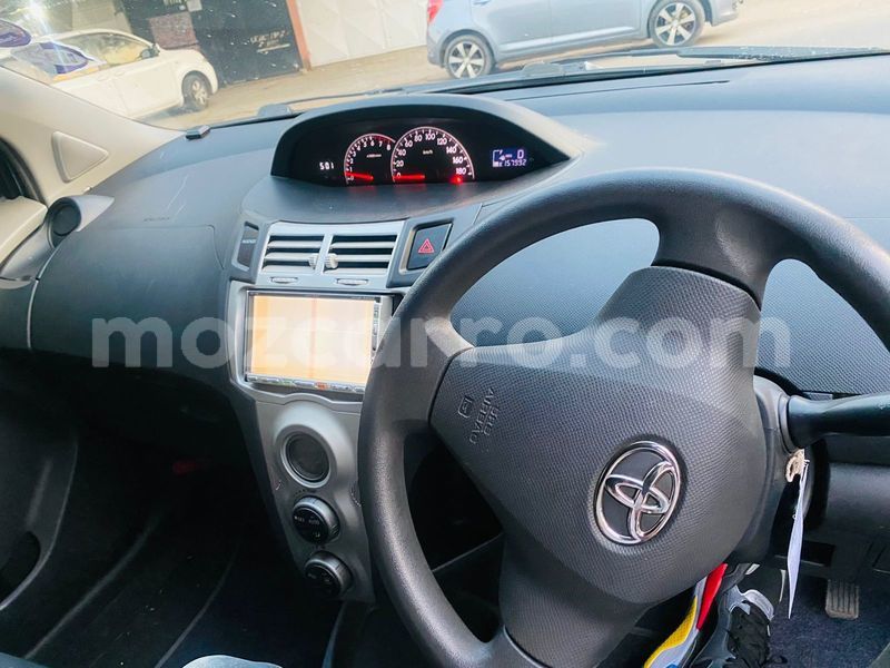 Big with watermark toyota vitz maputo maputo 16098