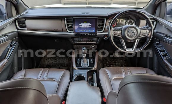 Tenga Tsaru Mazda BT-50 Chena Mota in Maputo in Maputo Tenga Tsaru Mazda BT-50 Chena Mota in Maputo in Maputo