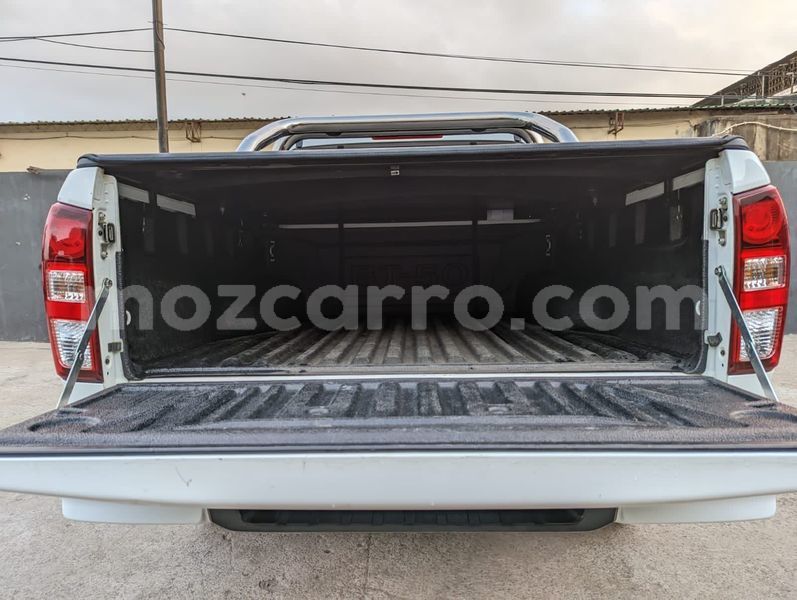 Big with watermark mazda bt 50 maputo maputo 16105