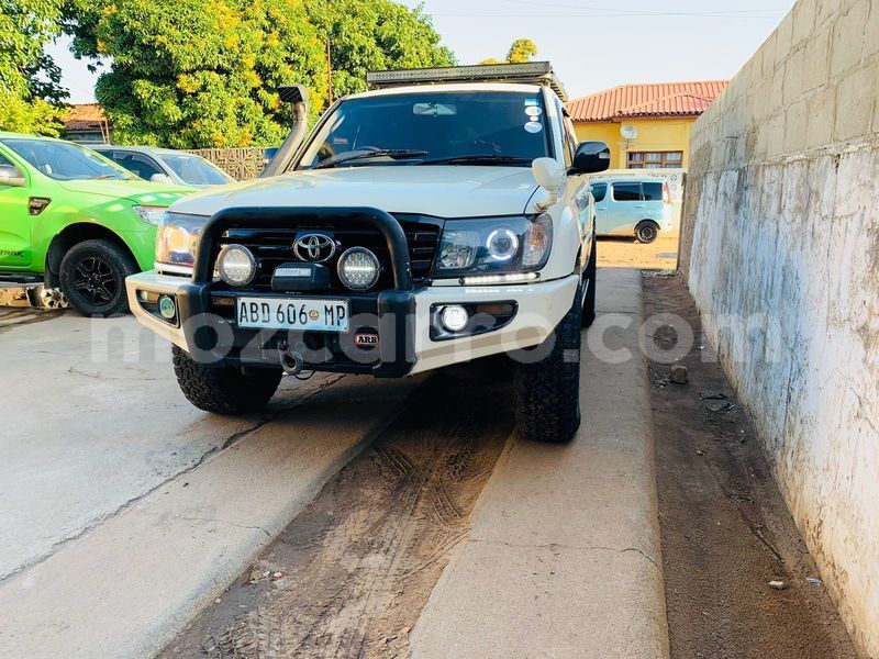 Big with watermark toyota land cruiser prado maputo maputo 16106