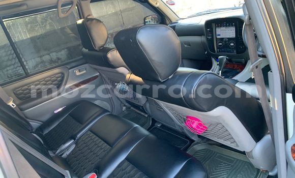 Tenga Tsaru Toyota Land Cruiser Prado Chena Mota in Maputo in Maputo Tenga Tsaru Toyota Land Cruiser Prado Chena Mota in Maputo in Maputo